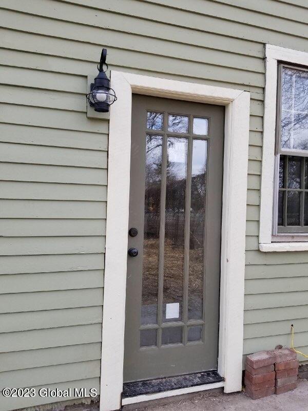 28 North Street Schenectady, NY 12305 - Photo 61 of 78 28 North st rear door