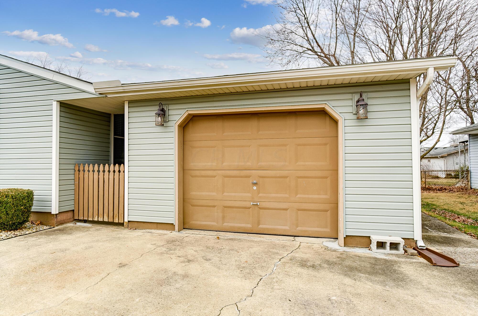 541 Mowrer Road Circleville, OH 43113 - Photo 4 of 47 004