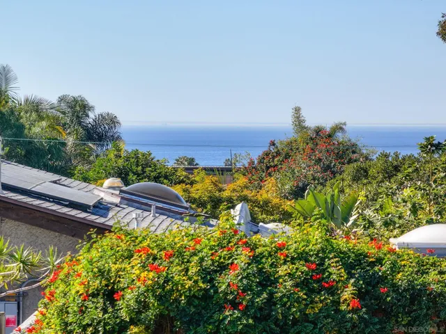 $4,995,000 | 554 Stratford Drive, Encinitas, CA 92024