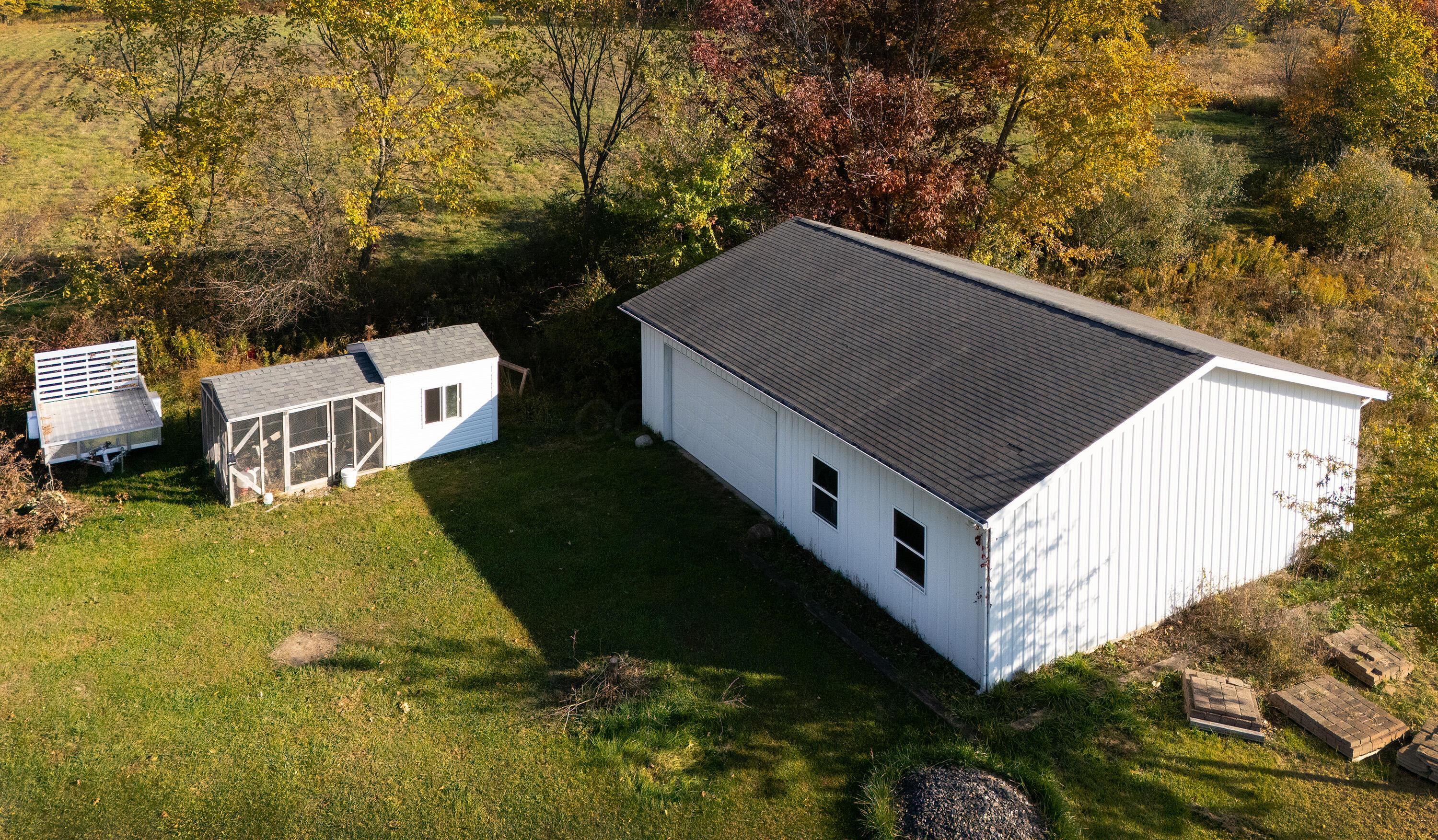 11201 Bishop Road Mount Vernon, OH 43050 - Photo 10 of 14 Bishop_10