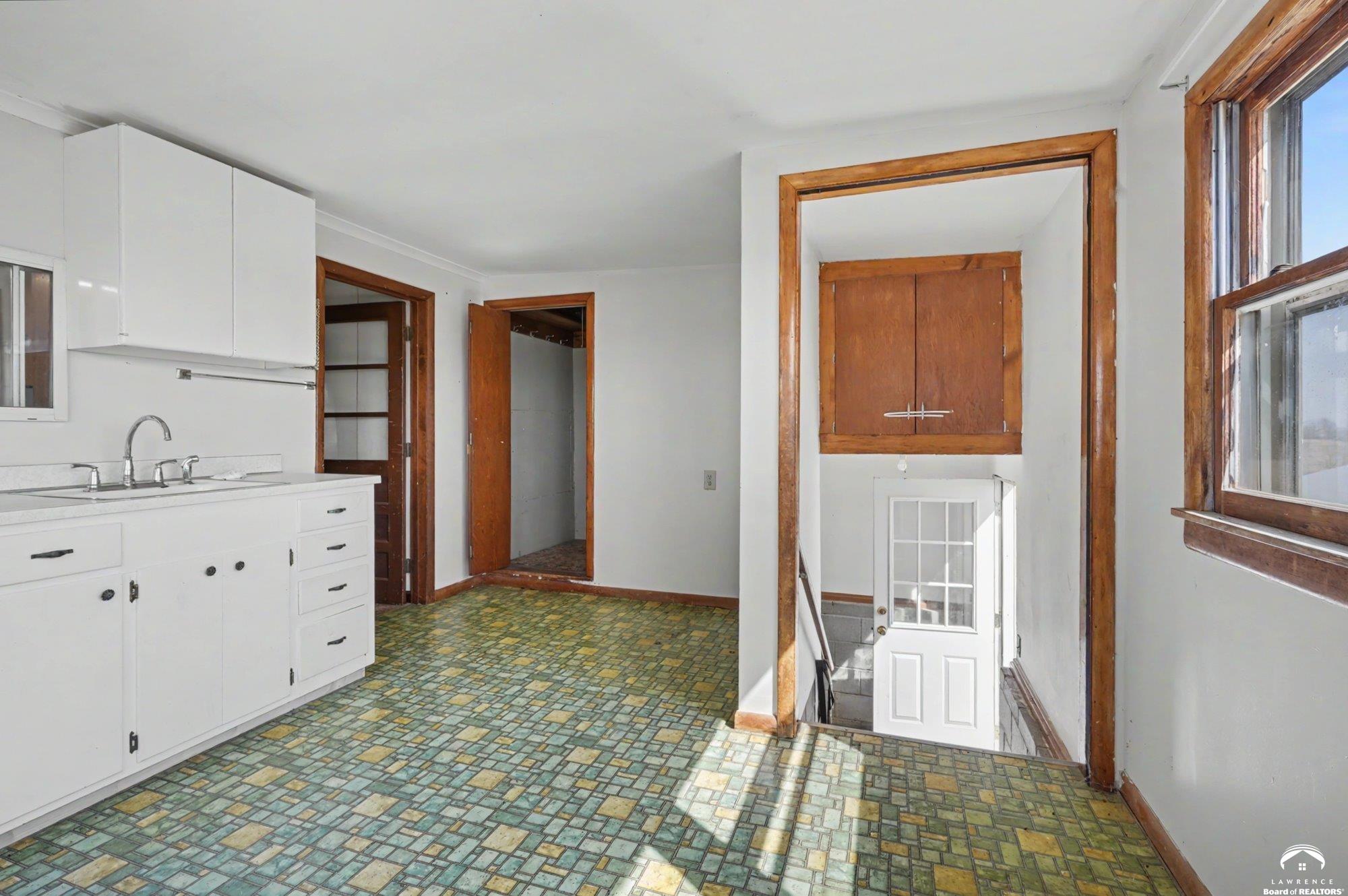 451 North 200 Road Overbrook, KS 66524 - Photo 16 of 31