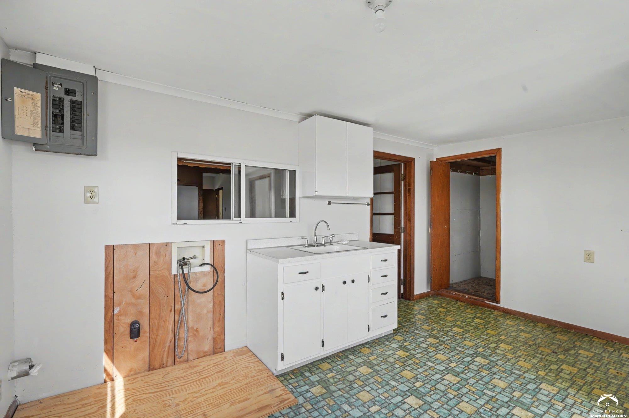 451 North 200 Road Overbrook, KS 66524 - Photo 17 of 31