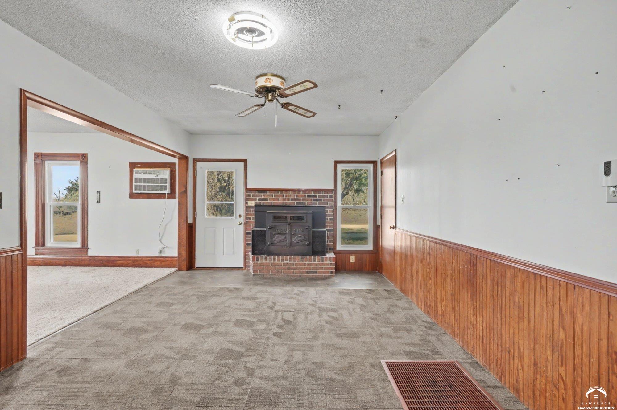 451 North 200 Road Overbrook, KS 66524 - Photo 7 of 31