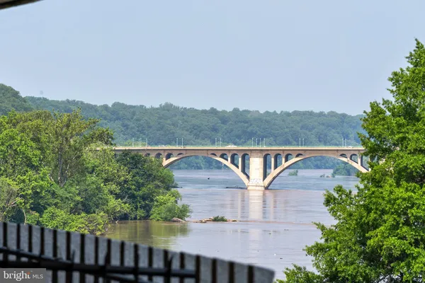 $749,000 | 700 New Hampshire Avenue Northwest, Unit 510, Washington, DC 20037