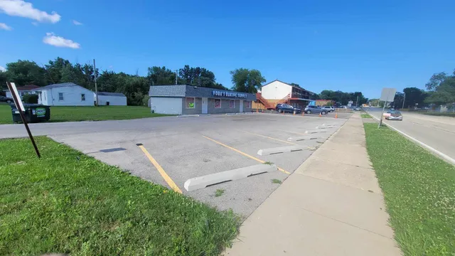a view of a basketball court