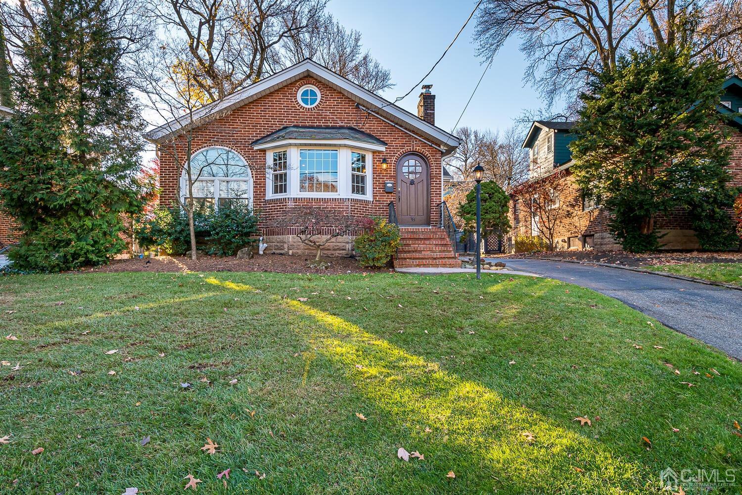 95 Spring Street Metuchen, NJ 08840 - Photo 2 of 28 Gallery Image 2