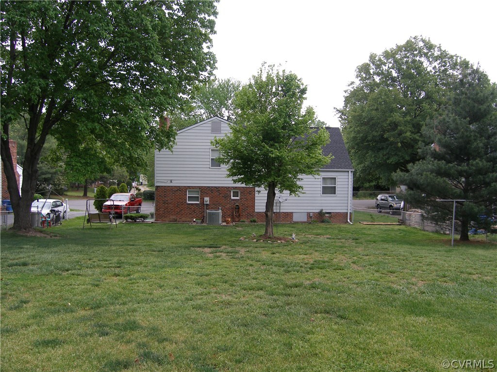 800 Whiffletree Road North Chesterfield, VA 23236 - Photo 2 of 47 Rear View of 800 Whiffletree Road in The Meadows!