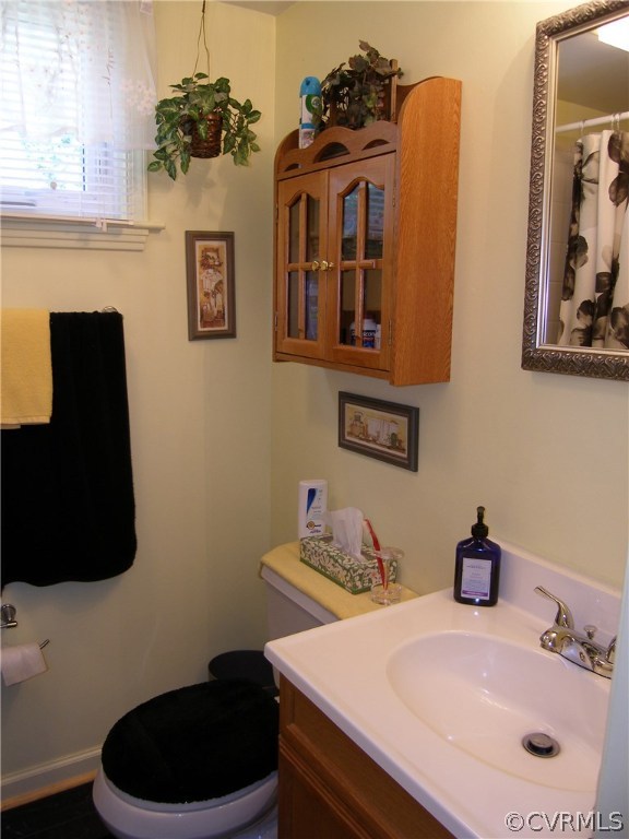 800 Whiffletree Road North Chesterfield, VA 23236 - Photo 32 of 47 Full Bath #1: Tub/Shower