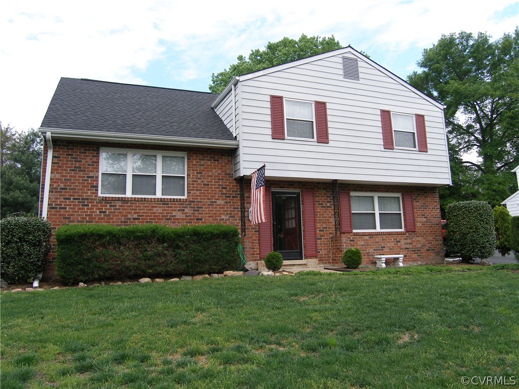 800 Whiffletree Road North Chesterfield, VA 23236 - Photo 5 of 47 2013 Roof
