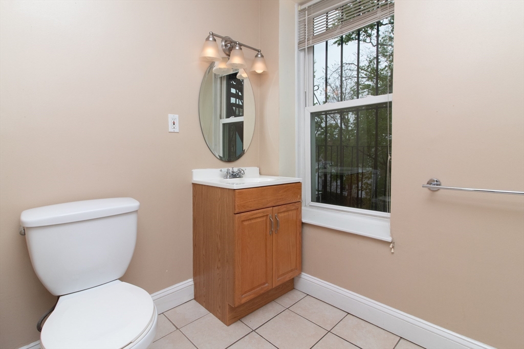 40 Cedar Street, Unit 2 Boston, MA 02119 - Photo 7 of 20