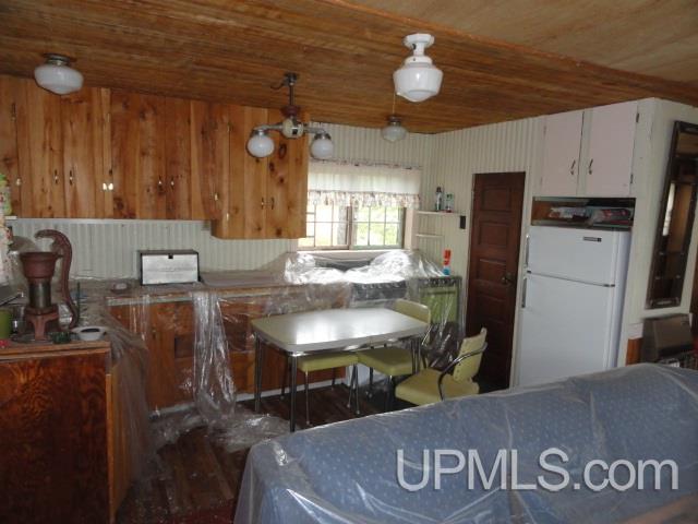 12498-12518 North Randolph Road Watton, MI 49970 - Photo 6 of 18