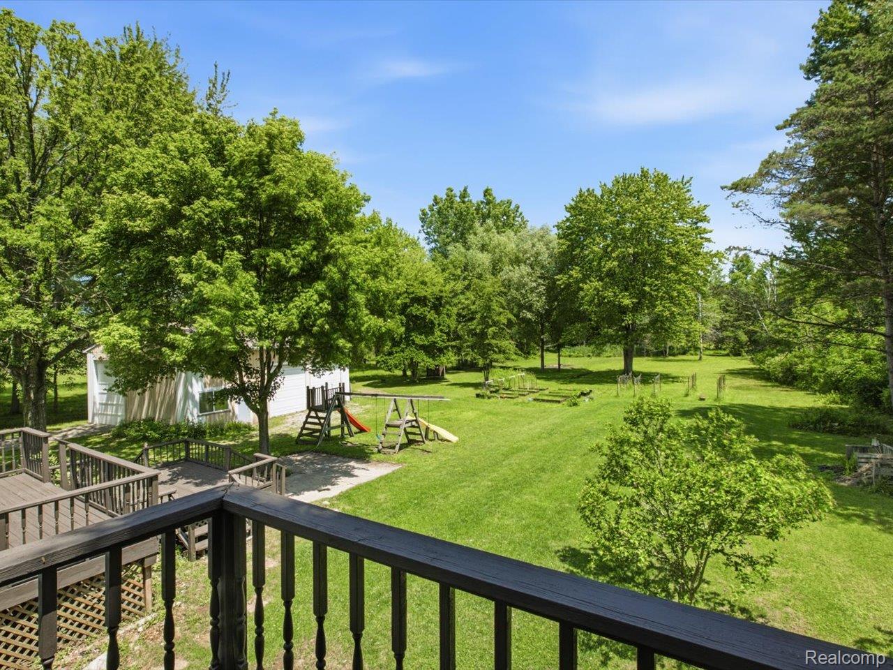 2861 Church Road Columbus, MI 48063 - Photo 21 of 46 20-2861 Church Rd (20).jpg