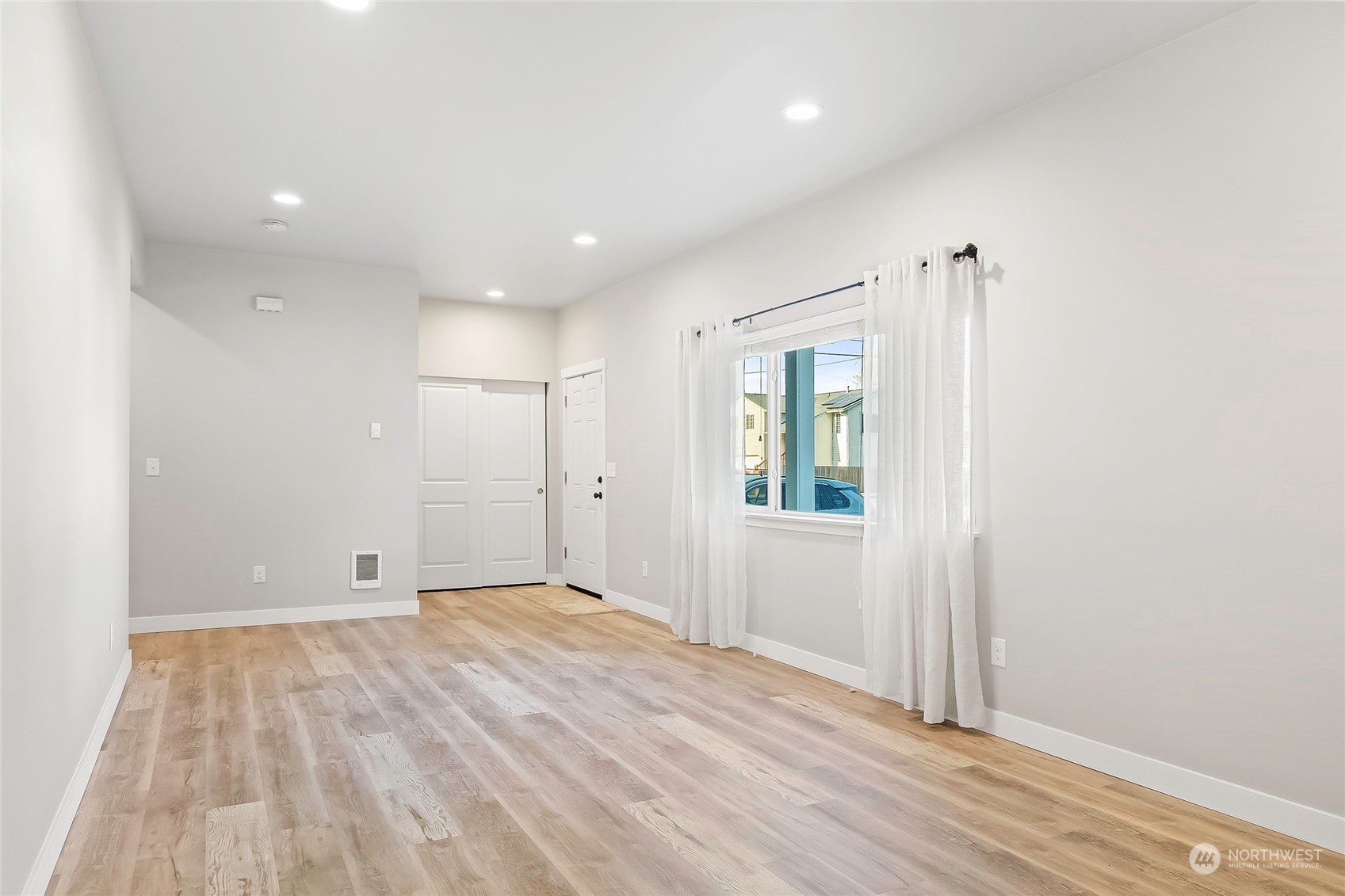 1602 East 60th Street Tacoma, WA 98404 - Photo 6 of 35 Gallery Image 6