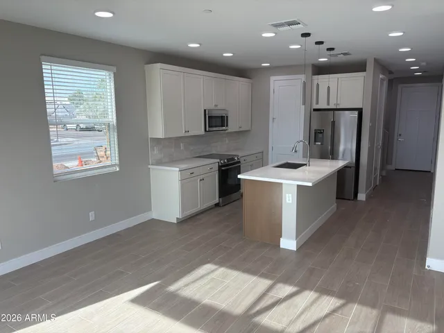 $3,250 | 1017 East Pasadena Avenue, Phoenix, AZ 85014