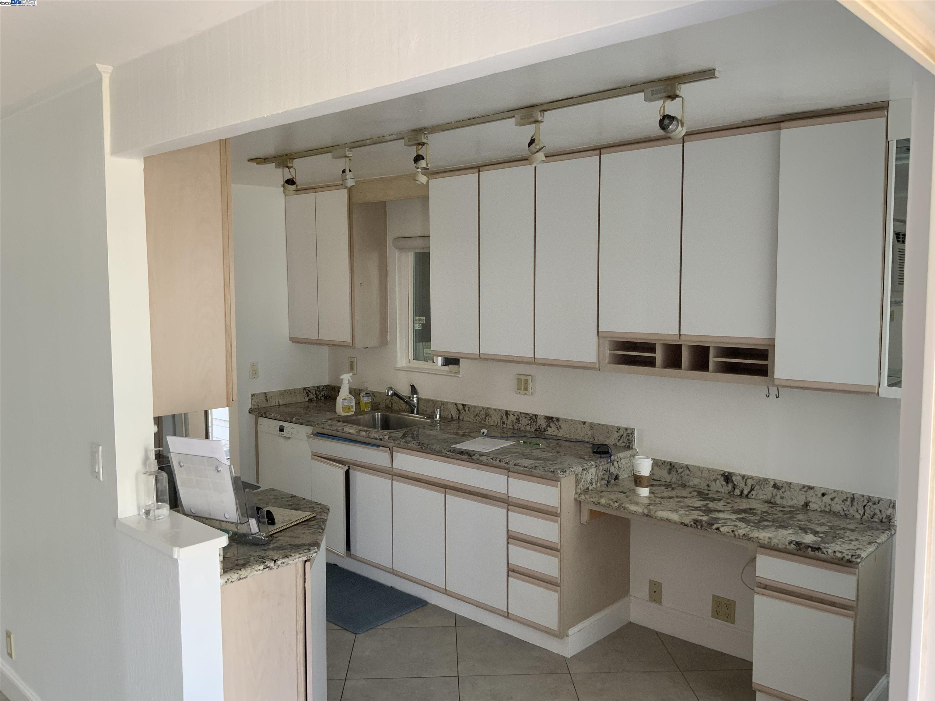 1590 Sunnyvale Avenue, Unit 31 Walnut Creek, CA 94597 - Photo 12 of 29