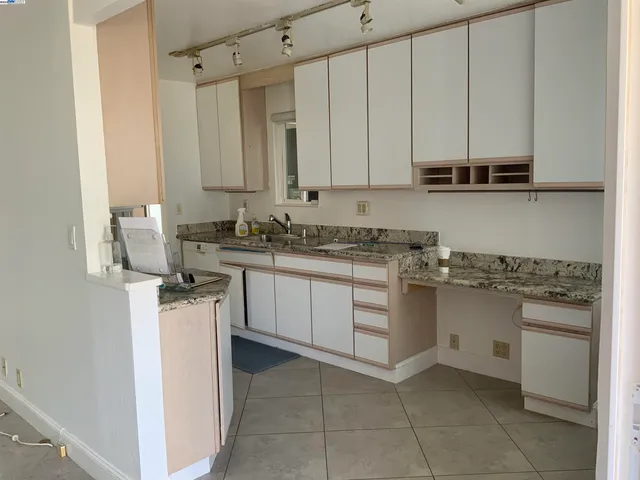 $430,000 | 1590 Sunnyvale Avenue, Unit 31, Walnut Creek, CA 94597