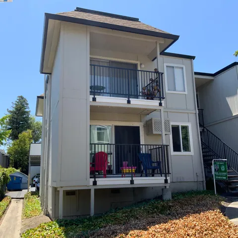 $430,000 | 1590 Sunnyvale Avenue, Unit 31, Walnut Creek, CA 94597