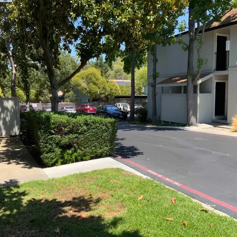 $430,000 | 1590 Sunnyvale Avenue, Unit 31, Walnut Creek, CA 94597