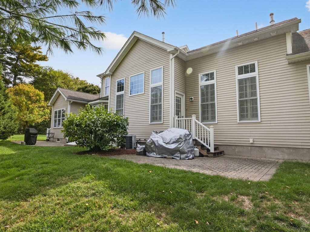 3 Pondside Lane, Unit 3 Bolton, MA 01740 - Photo 23 of 30