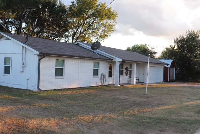 913 Seventh Street Lexington, TX 78947 - Photo 31 of 34