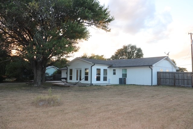 913 Seventh Street Lexington, TX 78947 - Photo 34 of 34