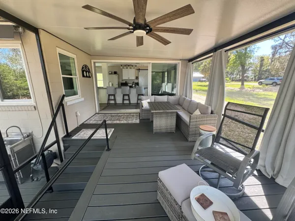 $400,000 | 113 Stock Avenue, Interlachen, FL 32148