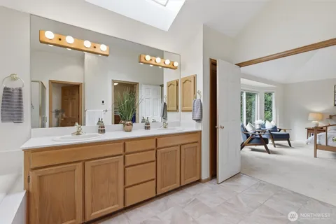 $1,850,000 | 24135 Southeast 16th Place, Sammamish, WA 98075