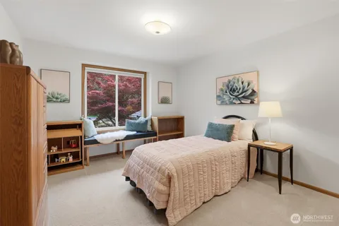 $1,850,000 | 24135 Southeast 16th Place, Sammamish, WA 98075