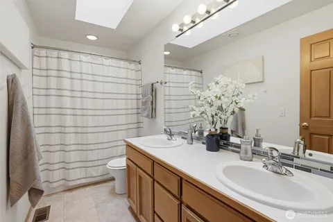 $1,850,000 | 24135 Southeast 16th Place, Sammamish, WA 98075