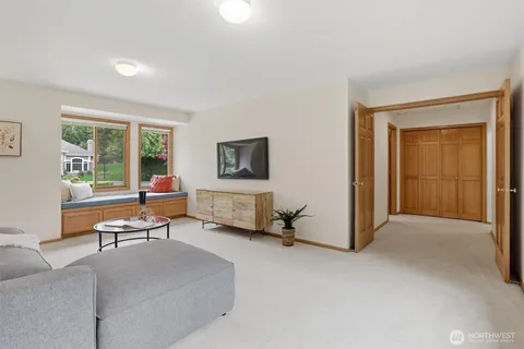 $1,850,000 | 24135 Southeast 16th Place, Sammamish, WA 98075