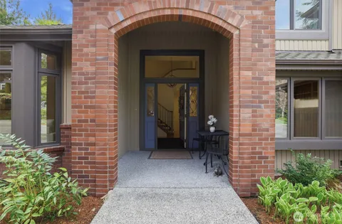 $1,850,000 | 24135 Southeast 16th Place, Sammamish, WA 98075