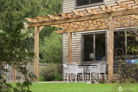 $1,850,000 | 24135 Southeast 16th Place, Sammamish, WA 98075