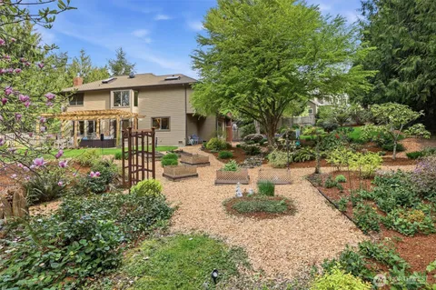 $1,850,000 | 24135 Southeast 16th Place, Sammamish, WA 98075