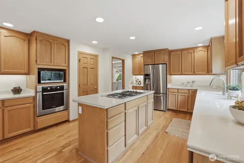 $1,850,000 | 24135 Southeast 16th Place, Sammamish, WA 98075