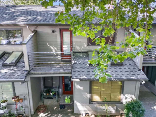 $249,990 | 7900 Northeast Loowit Loop, Unit 59, Vancouver, WA 98662