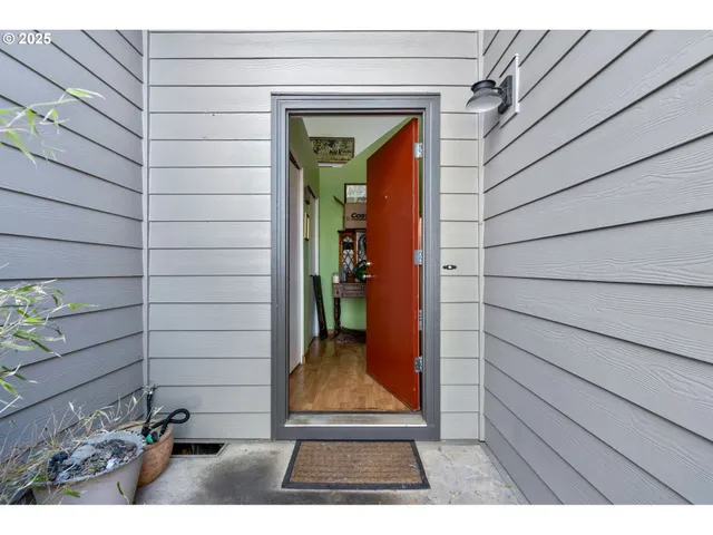 $249,990 | 7900 Northeast Loowit Loop, Unit 59, Vancouver, WA 98662