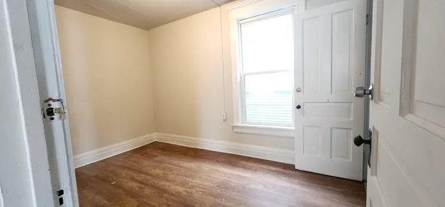 $279,900 | 935 West Greenfield Avenue, Milwaukee, WI 53204