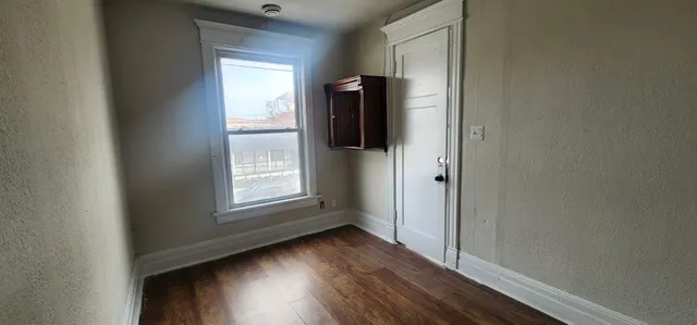 $279,900 | 935 West Greenfield Avenue, Milwaukee, WI 53204