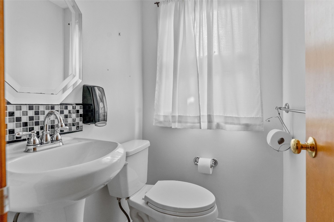 144 Chalburn Road Vestal, NY 13850 - Photo 18 of 45 Gallery Image 18