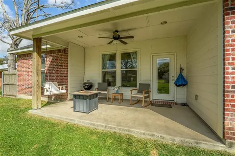 $255,000 | 1913 Sikes Avenue, Westlake, LA 70669