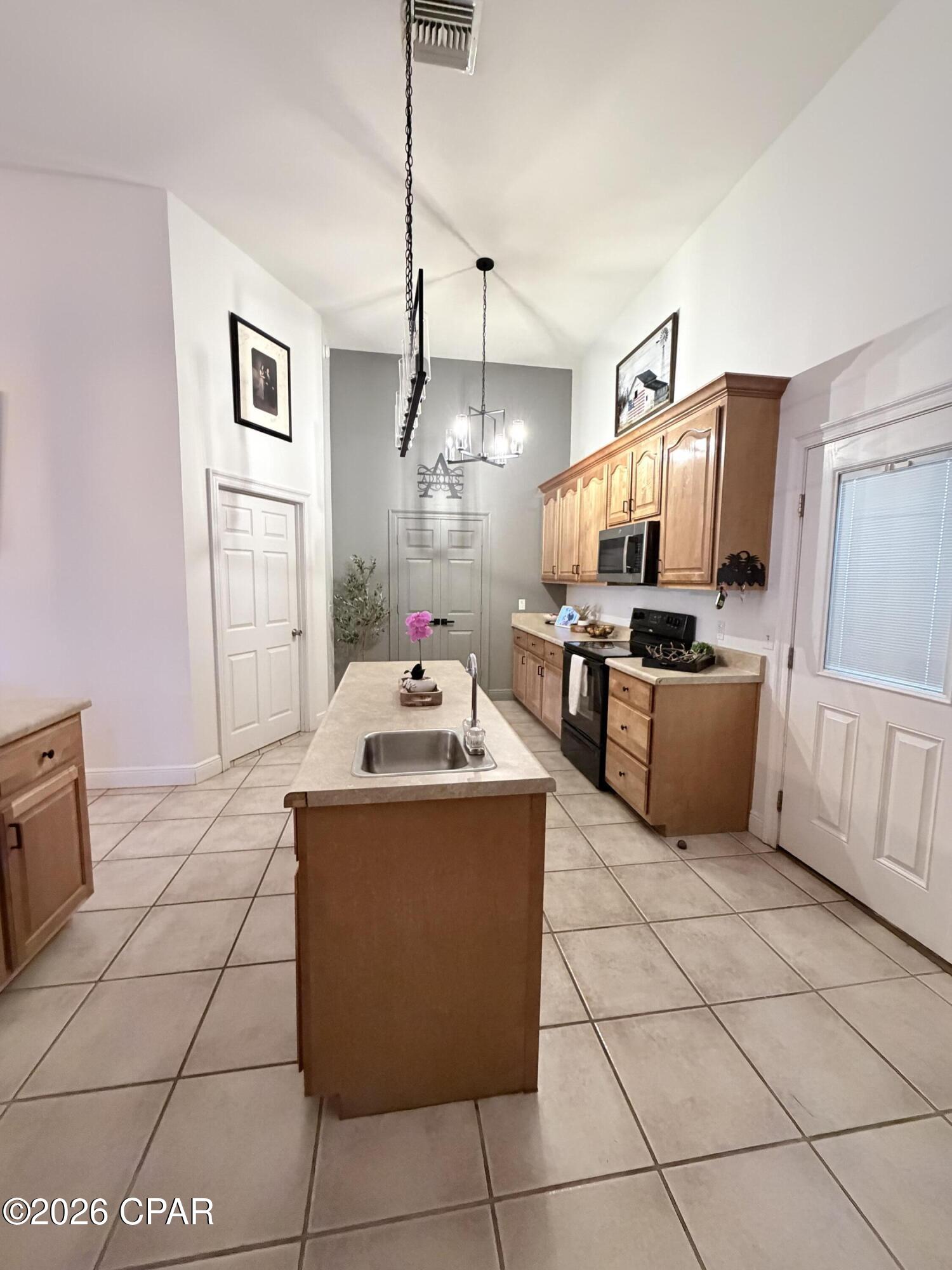 1379 Joe Neel Road Chipley, FL 32428 - Photo 10 of 30 Gallery Image 10