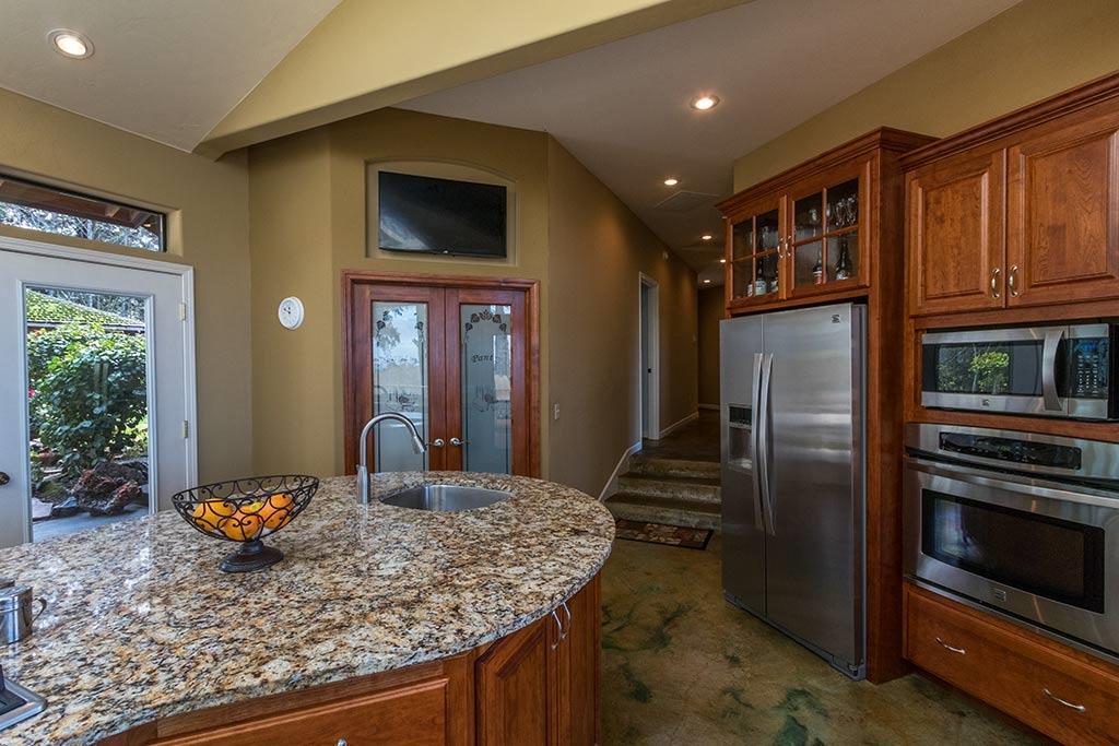 1260 Walker Point Road Eureka, CA 95503 - Photo 35 of 114 38