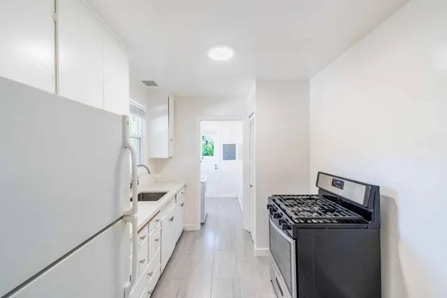 $2,455 | 1458 Hopkins Street, Unit 1, Berkeley, CA 94702