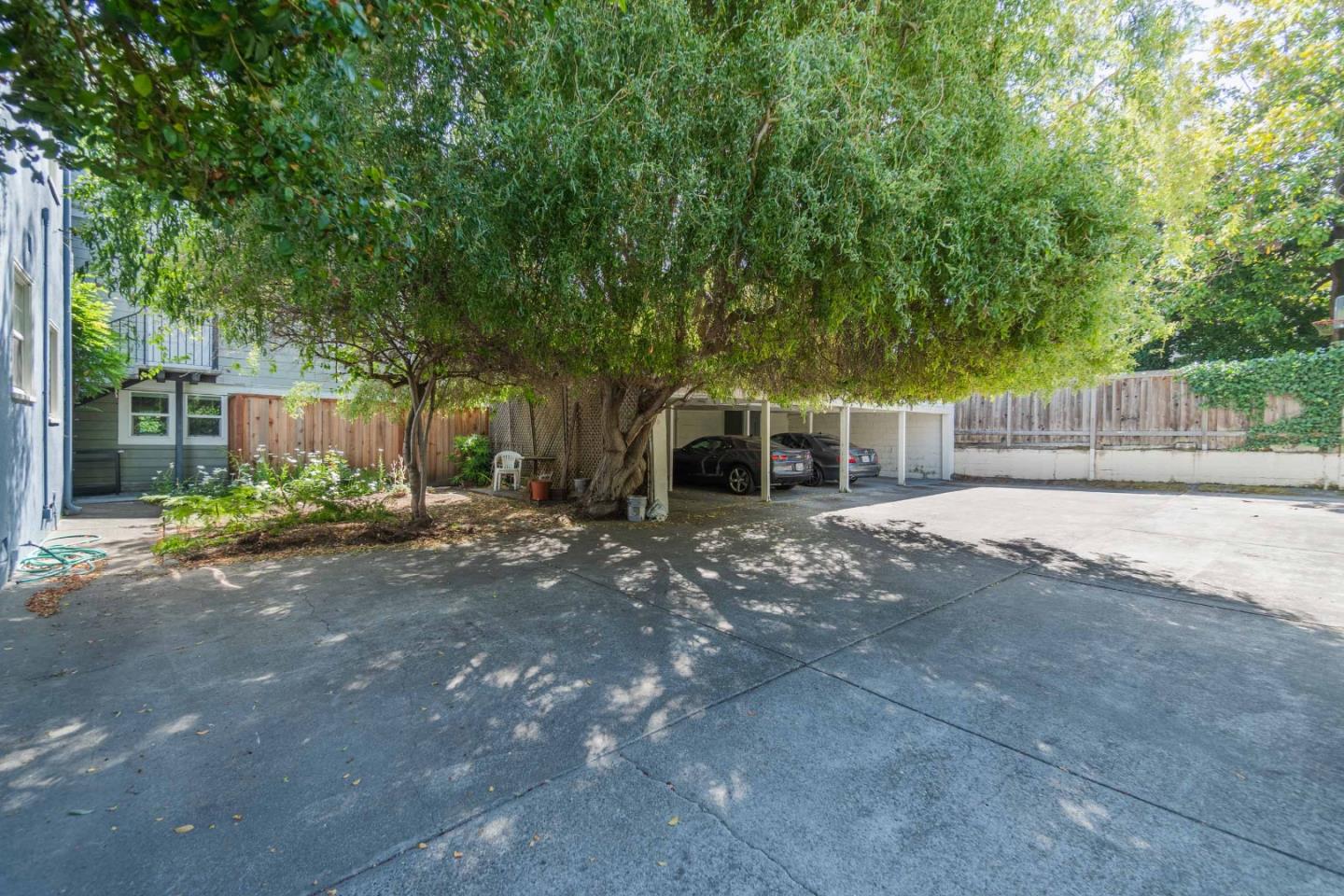 1458 Hopkins Street, Unit 1 Berkeley, CA 94702 - Photo 9 of 30