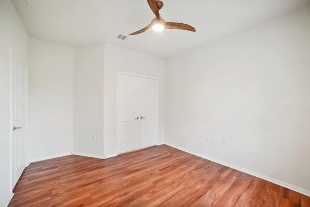 $2,295 | 207 Trinity Lane, Georgetown, TX 78633