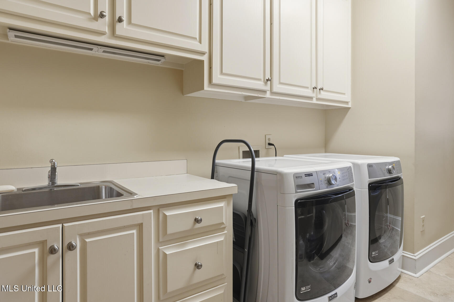 114 Meadowbrook North Jackson, MS 39211 - Photo 34 of 46 114 Meadowbrook N-32