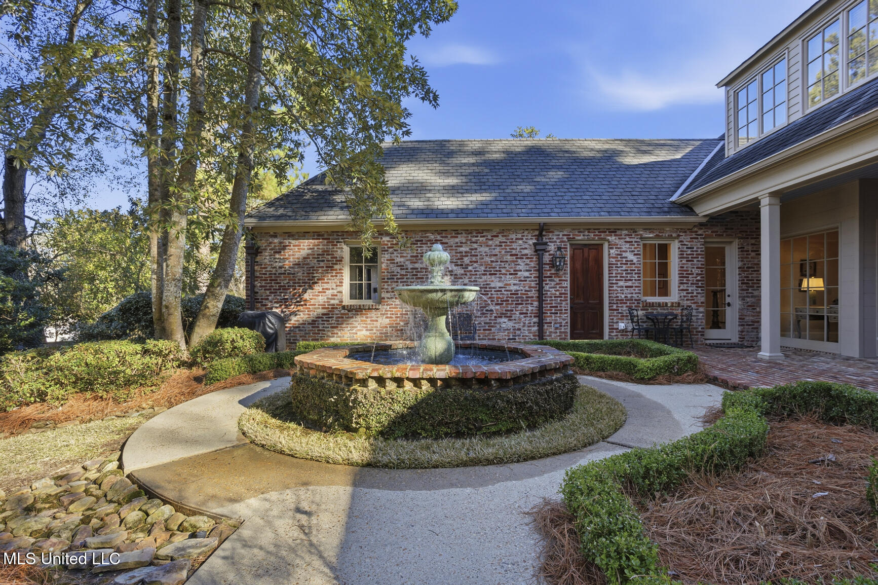 114 Meadowbrook North Jackson, MS 39211 - Photo 44 of 46 114 Meadowbrook N-42