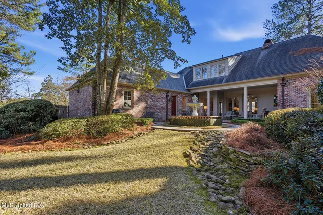 $965,000 | 114 Meadowbrook North, Jackson, MS 39211