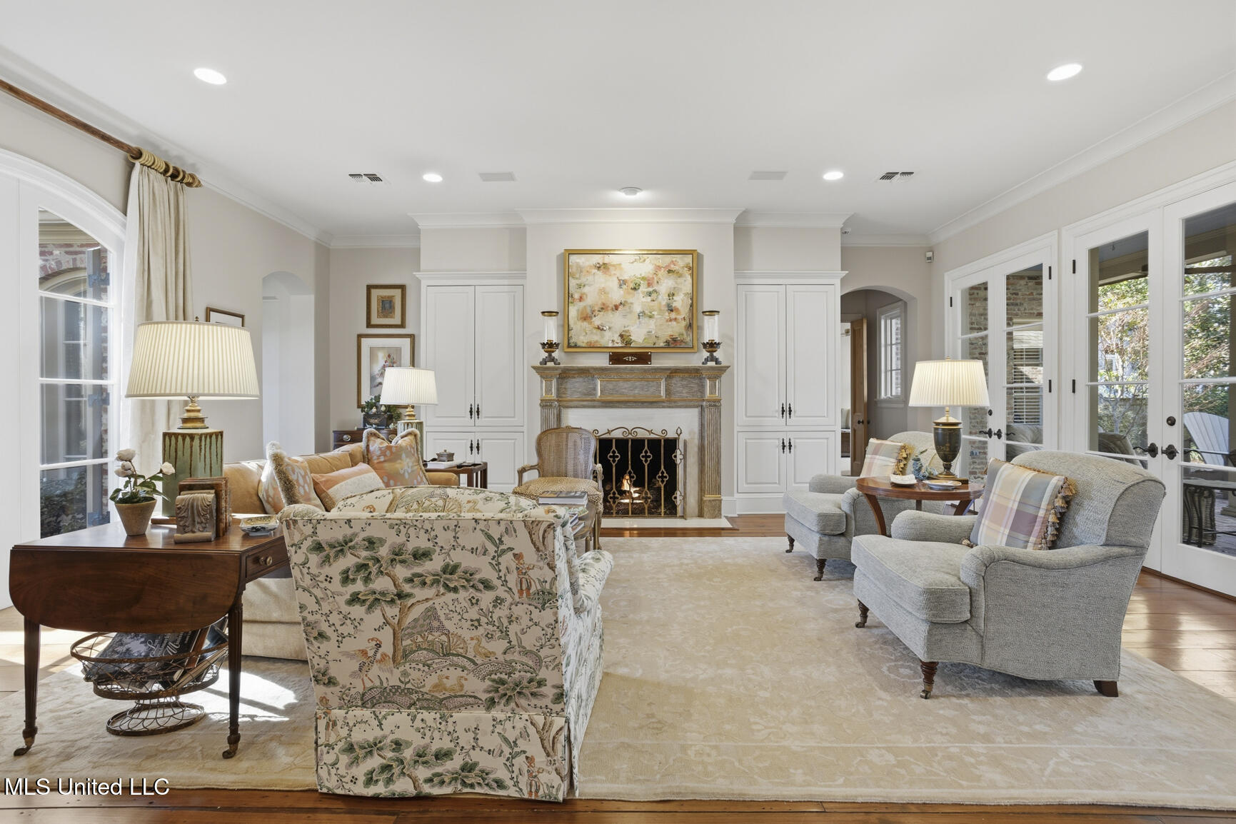 114 Meadowbrook North Jackson, MS 39211 - Photo 8 of 46 114 Meadowbrook N-4