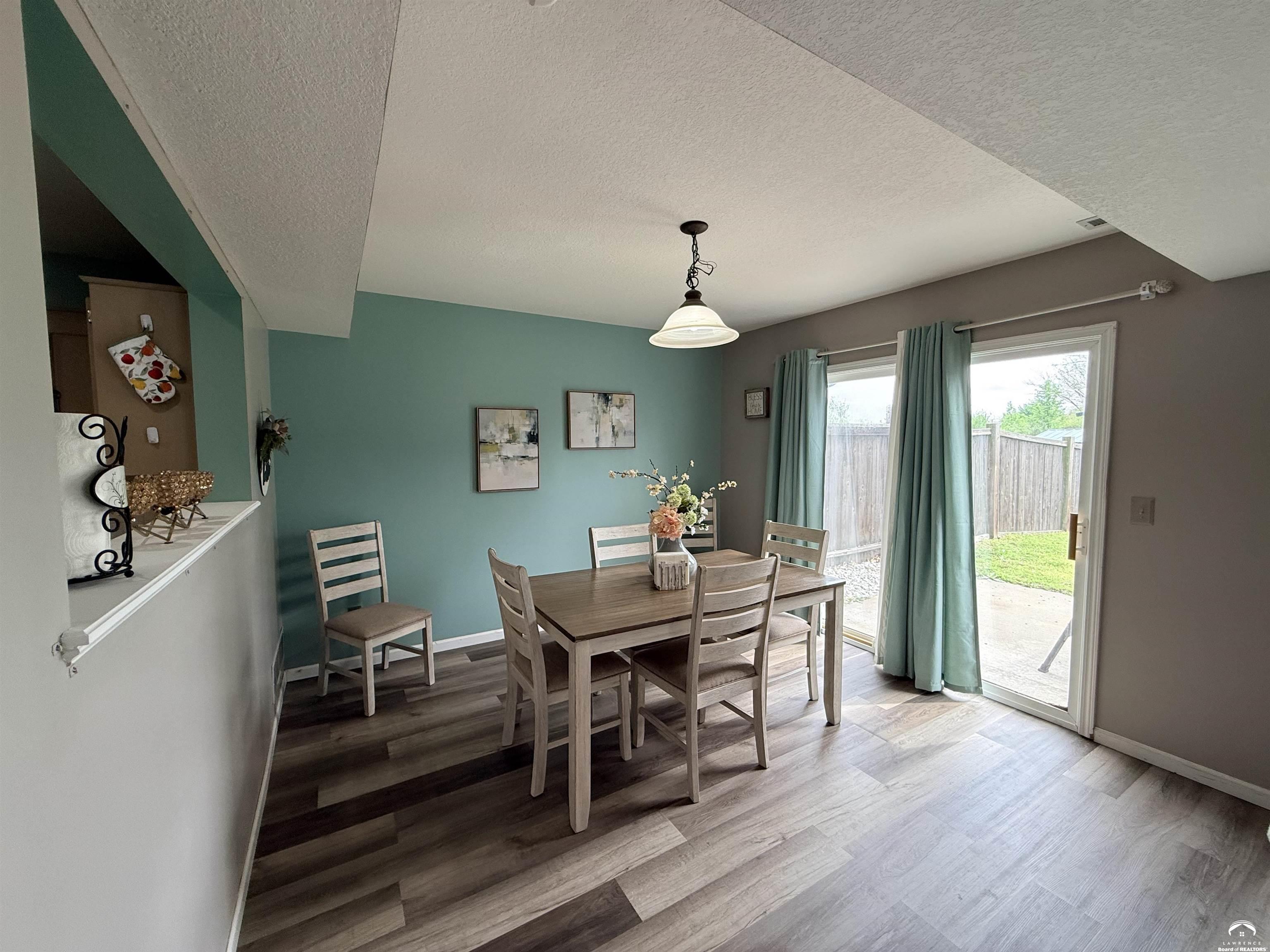 3513 Field Stone Court Lawrence, KS 66049 - Photo 8 of 27